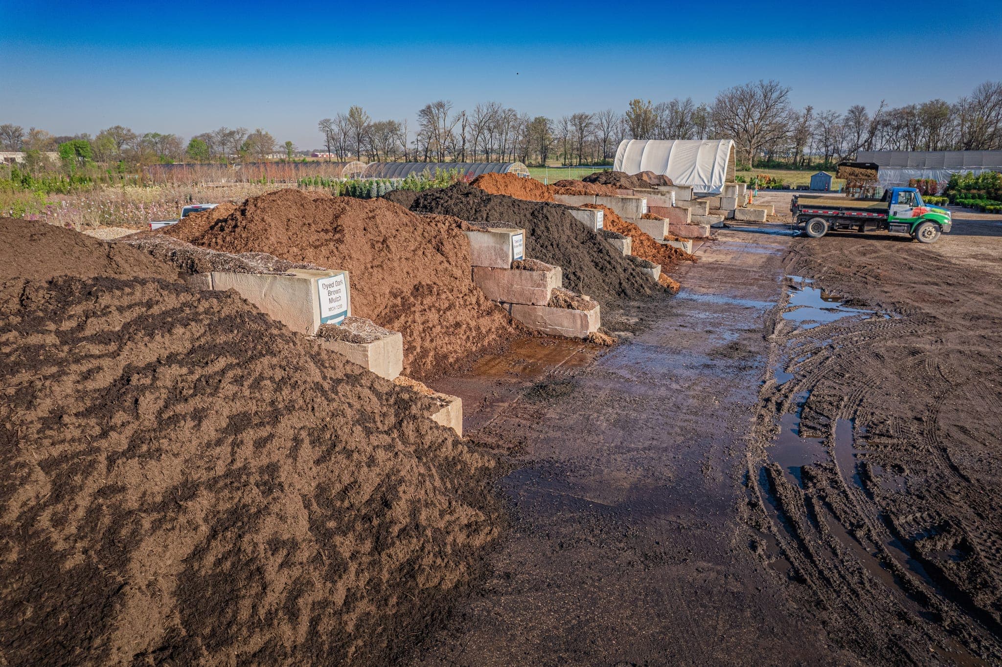 Mulch & Stone at Colonial Classics Garden Center